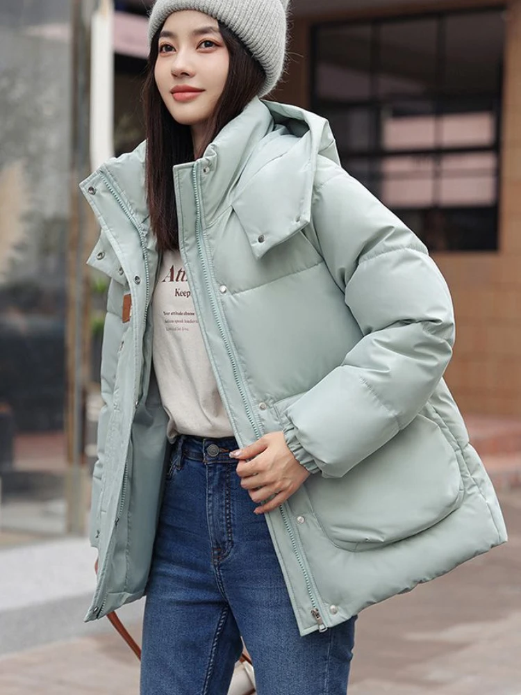 

Новая зимняя одежда для женщин 2023 модные пальто теплые парки Стеганое пальто с капюшоном корейская мода с карманами Повседневная одежда с хлопковой подкладкой