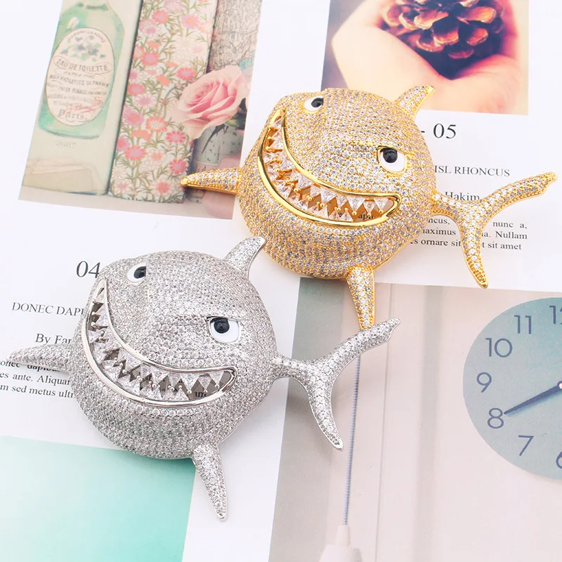 

Fashion Luxury Street Hip Hop Sweater Chain Men Women Lady Inlay Full Zircon Shark Pendant Long Necklace