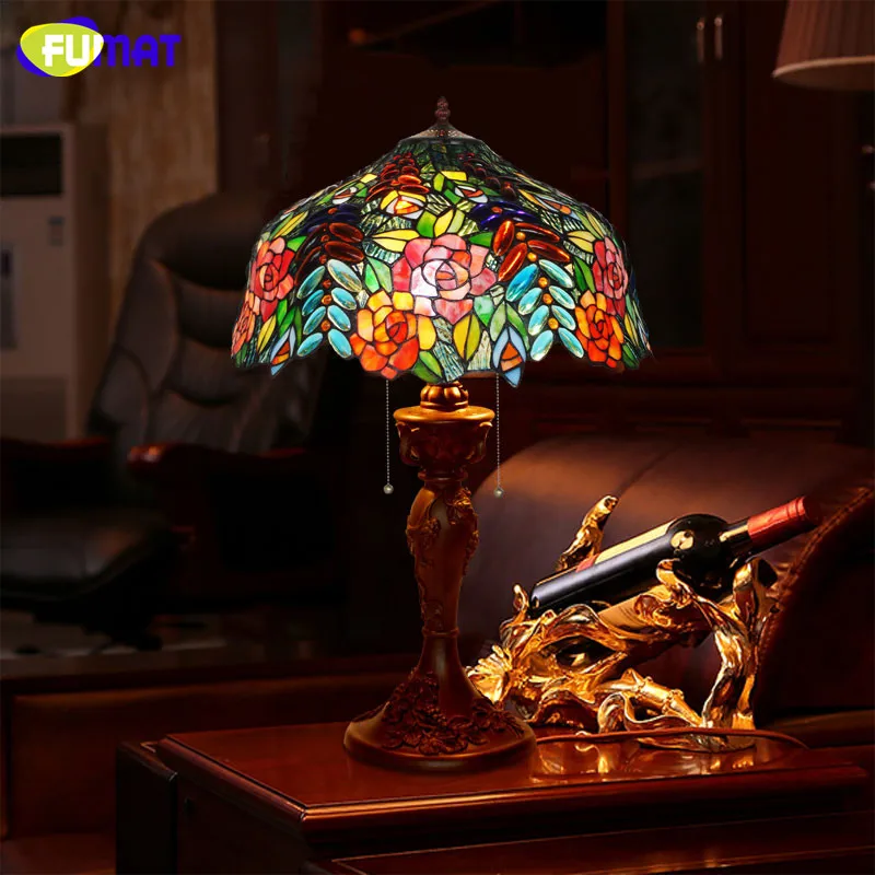 

FUMAT Art Glass Table Lamps American Garden Stained Glass Rose Lamp Shade Table Lamps Living Room Bedrooms Romantic Bedside Lamp