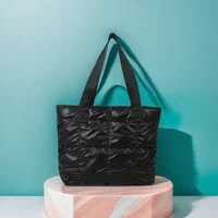 Fashion Ladies Tote Handbags Large Capacity Cotton Padded Shopping Bag Rhombus Portable Handbag Quilted Solid for Leisure Travel - Image 2