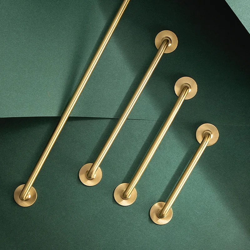 มือจับทองเหลืองสำหรับเฟอร์นิเจอร์ ระยะห่างรู 96-400 มม. มือจับสีทองสำหรับตู้เสื้อผ้าและลิ้นชัก มือจับลิ้นชักตู้ครัว 1