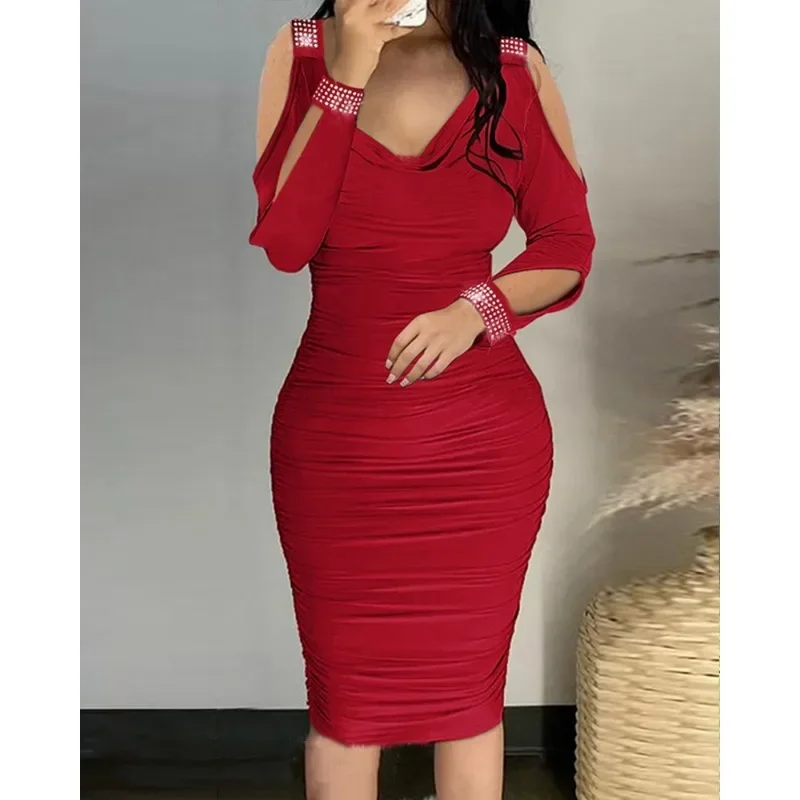 

Long Sleeve Rhinestone Sheath Tight Dress Y2K Sexy Sheath Dress Slim Fit Pleated Pile Collar Low Cut Red Midi Sexy Dress