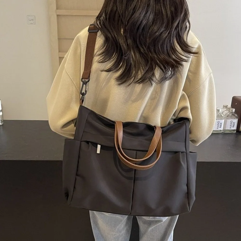 Borsa a Tracolla Elegante da Donna con Due Tasche in Nylon, Borsa per Pendolari Resistente, Monocolore, Grande Capacità, per Viaggi - immagine 4