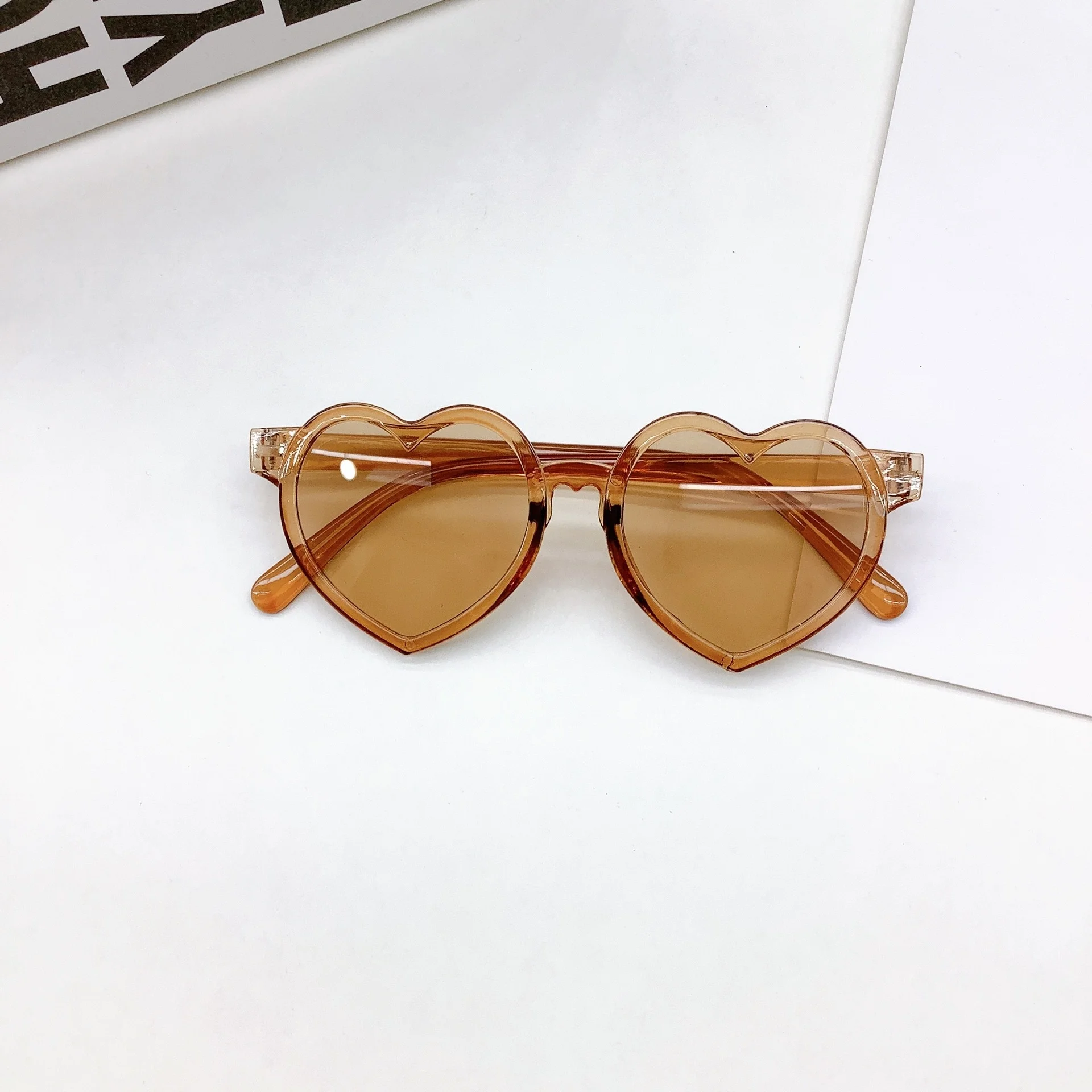 New Fashion Children's Sunglasses Versatile Candy Color Boys and Girls' Sunglasses Love UV Protection Baby Glasses