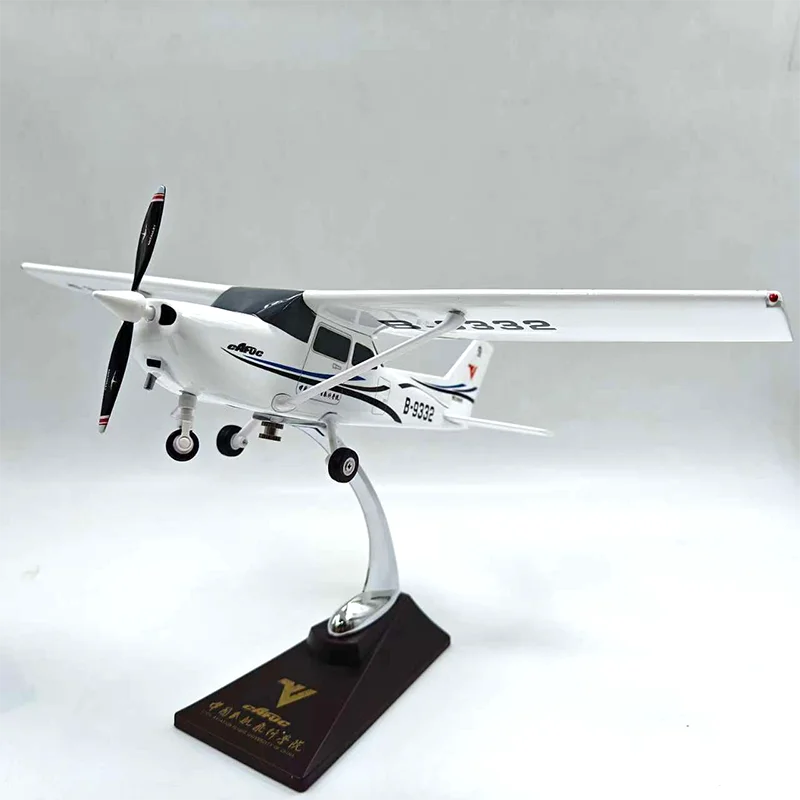 Scientific-Skyhawkモデル172,28cm, 1:60スケール,ベースとホイール 
