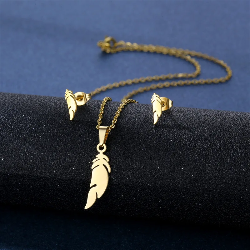 

Stainless Steel Cold Wind Feather Necklace Earrings Set Female Online Celebrity Accessories Minority Clavicle Chain Jewelry.