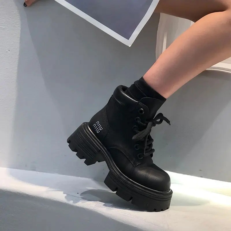 European Station Vintage Women's 2023 Autumn New Thick-Soled British Style Small Western Style Short Boots
