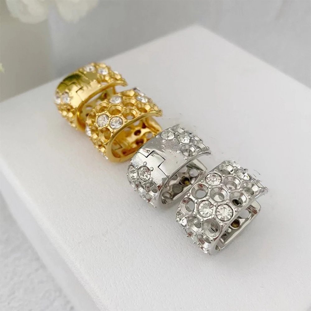 

To Reines Fashion Temperament Clothing Accessories Gold-Plated Hollow Honeycomb Setting Diamond Crystal Earrings Christmas Gifts