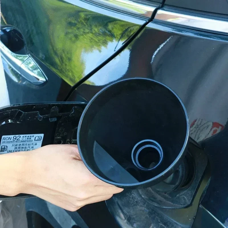Oil Filter Funnel Car Repair Tool Oil Filling Equipment Filter Flexible Tube Safety Emergency Travel Car Accessorie 1PC