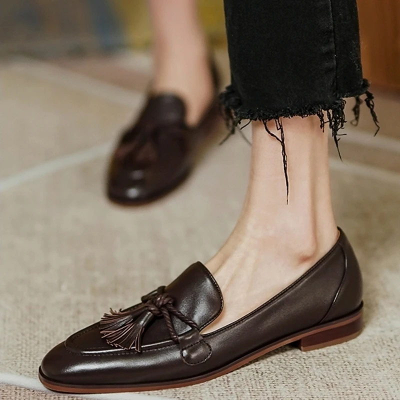 2024 trend Retro British Style Square Head Women's Loafers Shoes Summer Style Tassel Comfortable Single Shoes Women Brown Shoes