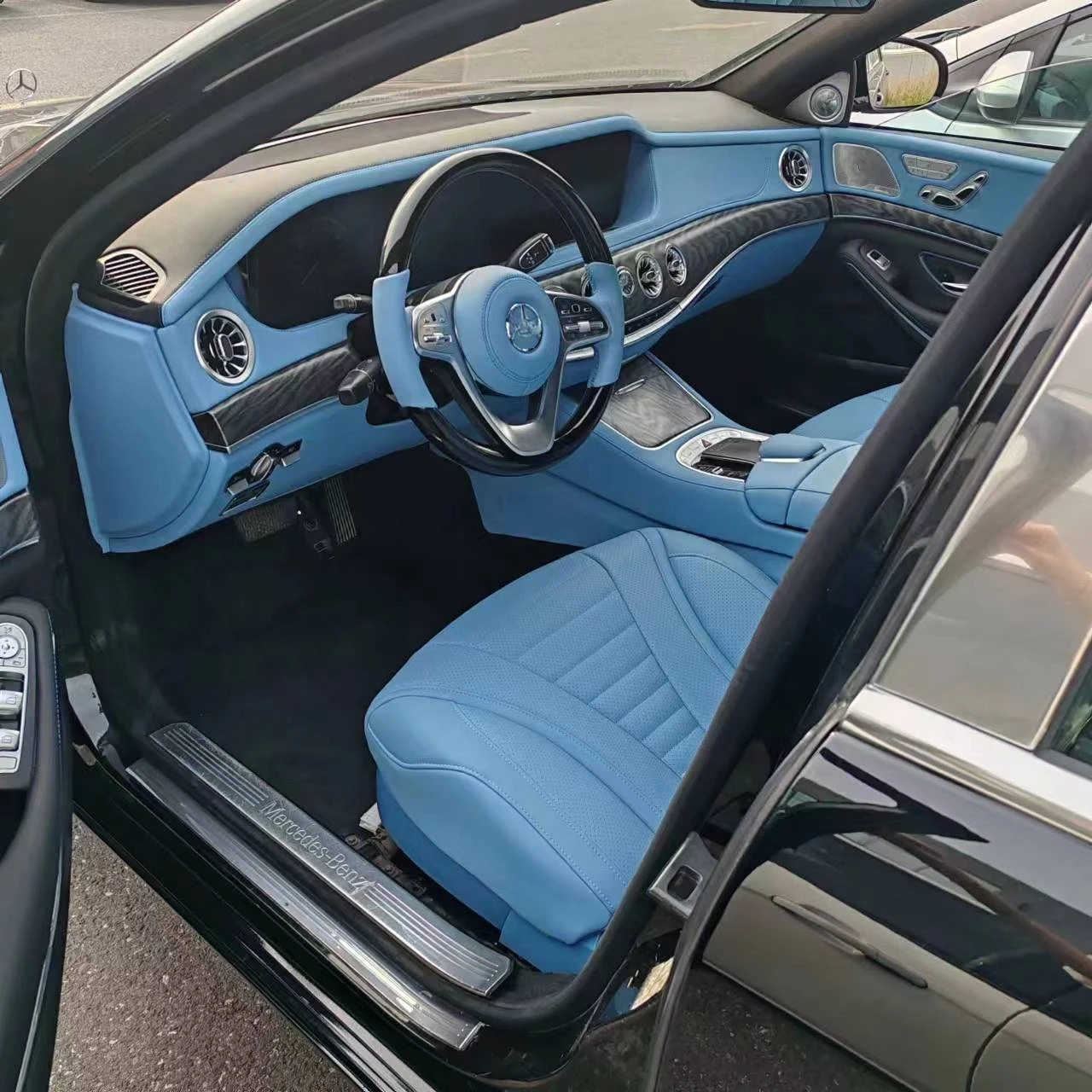 Рисунок 4 - Комплект аксессуаров для интерьера Relyauto W221-W222