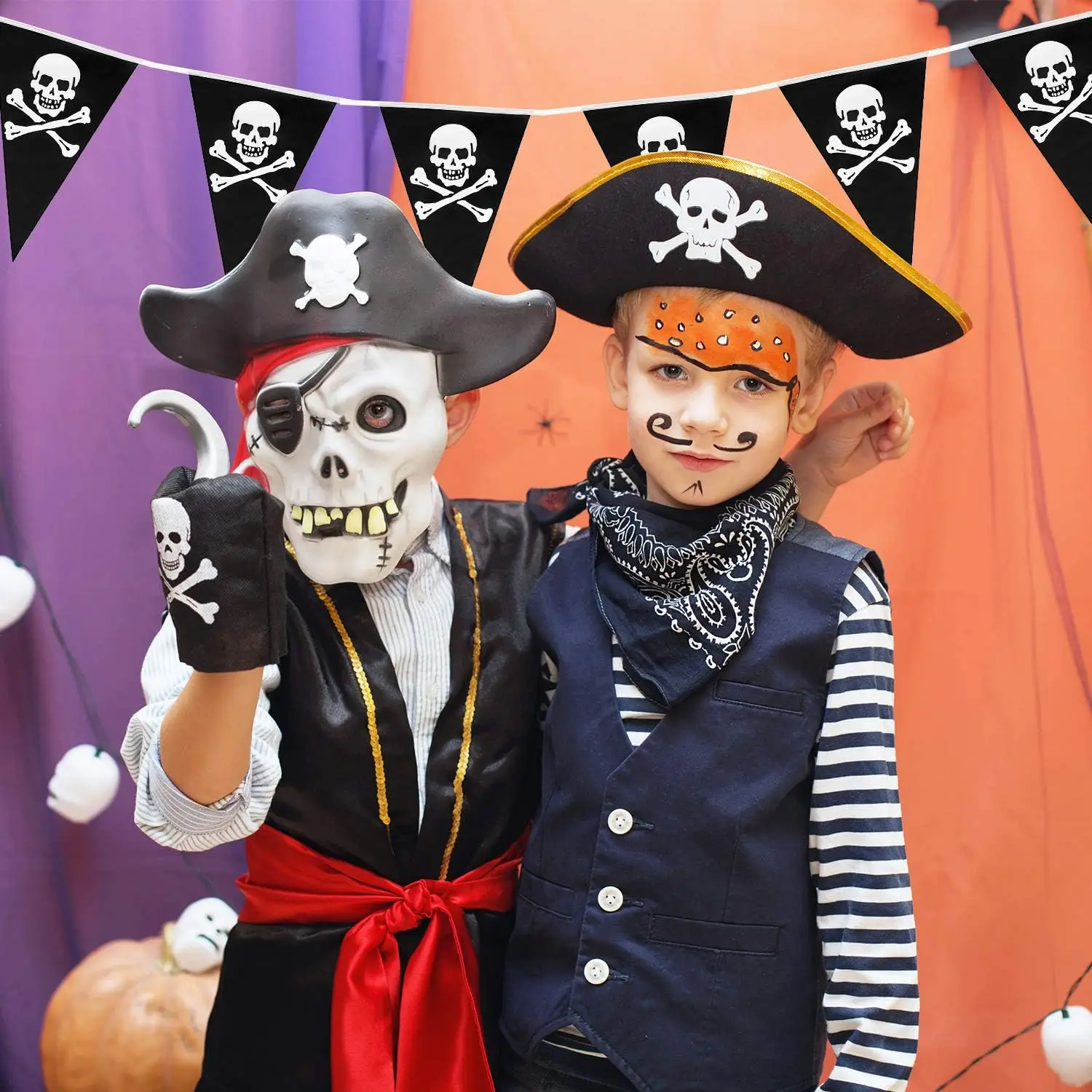 Pirate Banner 32.8FT Black White Jolly Roger Vintage Skull Halloween Flag Weatherproof Triangle Bunting for Outdoor Party Decor