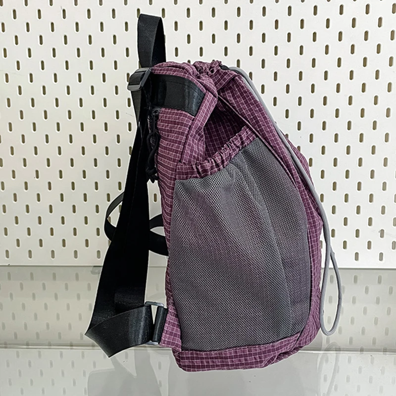 Zaino Minimalista Monocolore Leggero per Escursioni, Daypack Grande Capacità con Chiusura a Coulisse, Borsa a Spalla Casual per Pendolari - immagine 4
