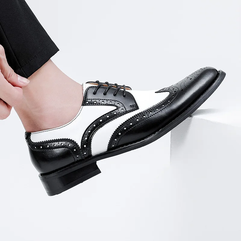 Formal Oxfords Shoes for Men White Black Real Cow Patent Leather Business Lace-up Wingtip Toe Brogue Wedding Mens Dress Shoes