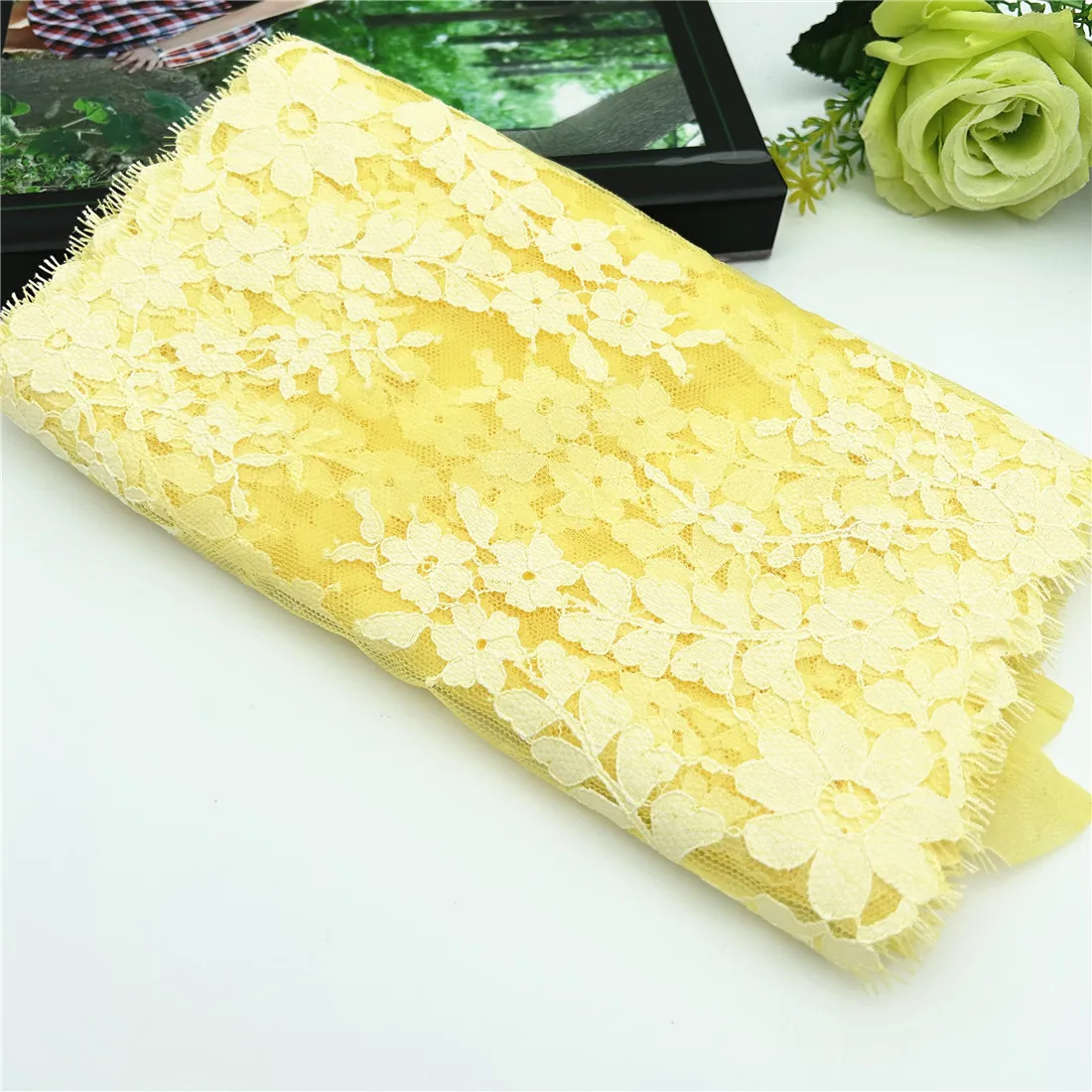 3y/Lot Width 25cm No-Elastic Yellow Orange Eyelash Lace Trim 4