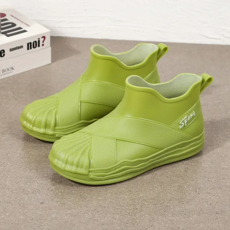 Waterproof  fashion rain boots winter botines shoes female rain boots short tube students wear adult work non-slip rubber boots