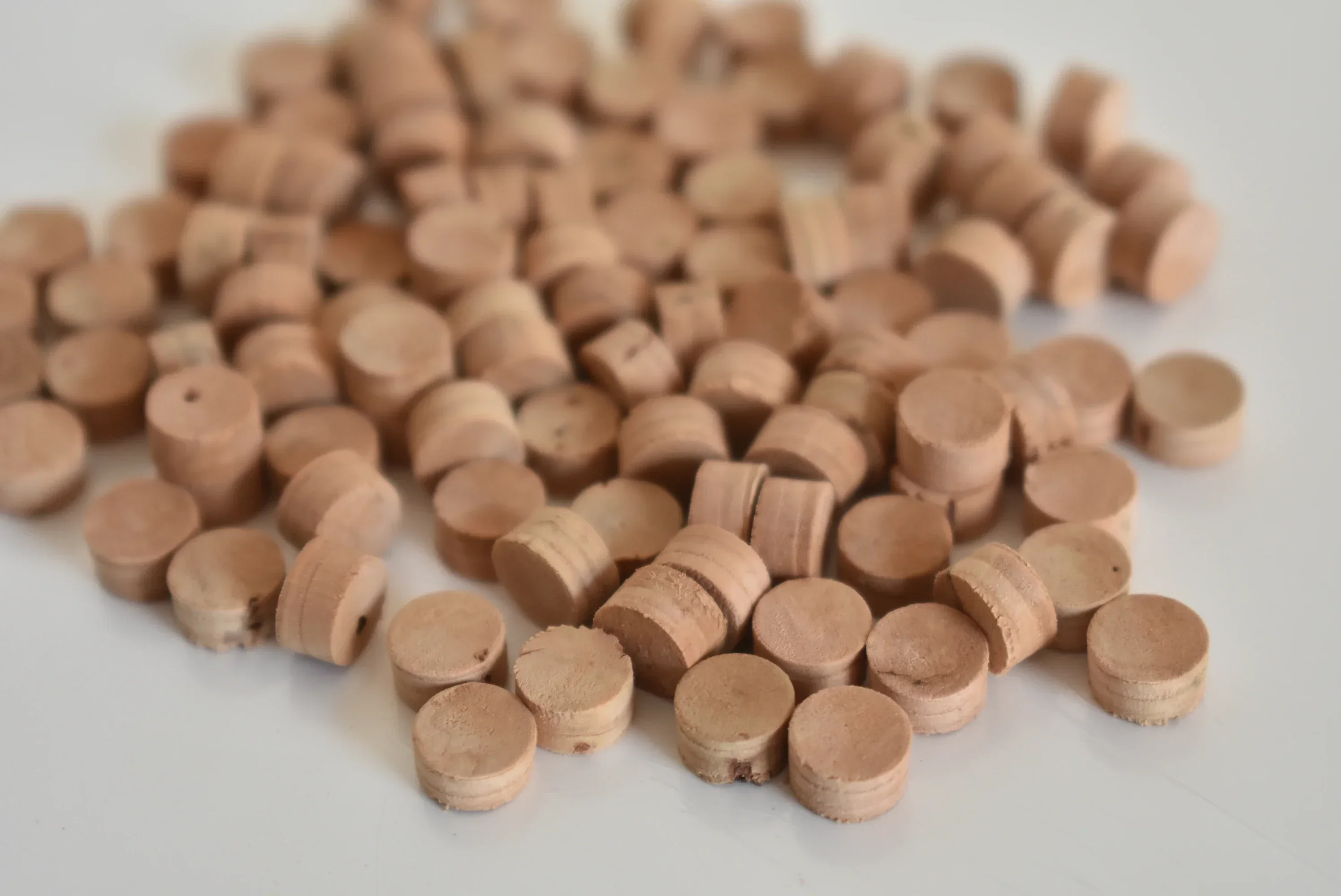 50pcs Musical Instruments Natural Cork Water Pad for Trumpet Trombone 9mm X 4mm Repair Accessory