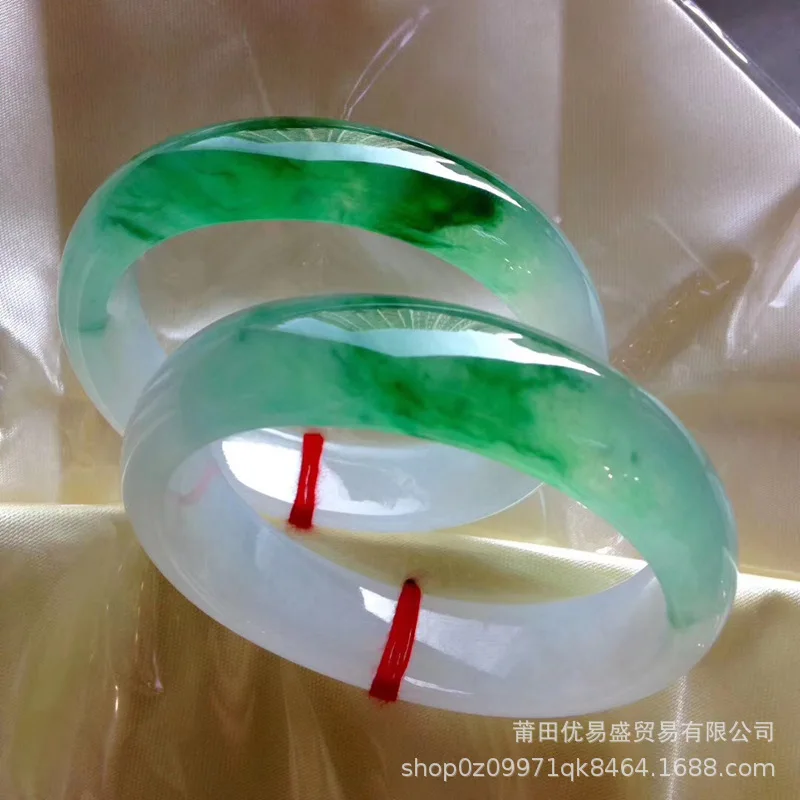 

Myanmar Mine Timber Ice-like Green Jade Floating Flowers Round Oval Highest-Ranking Imperial Concubine Bracelet Childre