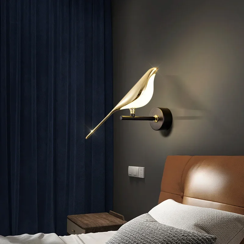 Creative Golden Magpie Bird LED Wall Lamp Restaurant Living Room Hotel Chandelier Study Bedroom Bedside Decoration Desk Light