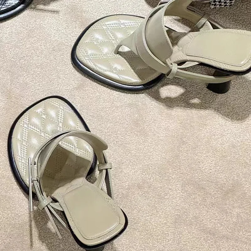 Crowdsourced Design Clamping High Heel Sandals for Women 2024 Summer New Fashion Spicy Girl Metal Button High Heel Sandals