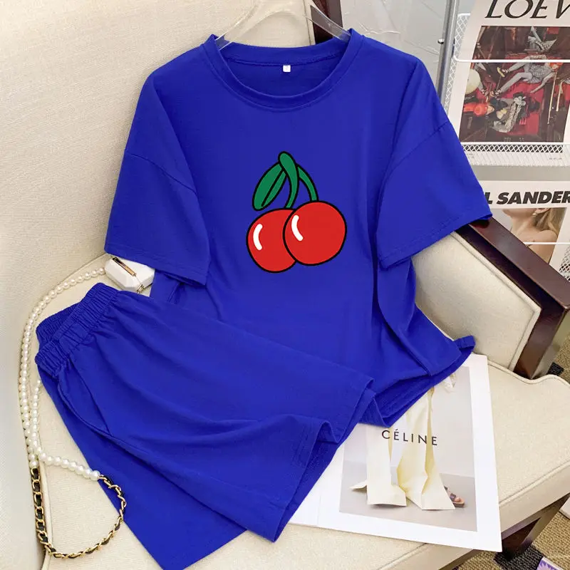 

Женский комплект из футболки с коротким рукавом и круглым вырезом