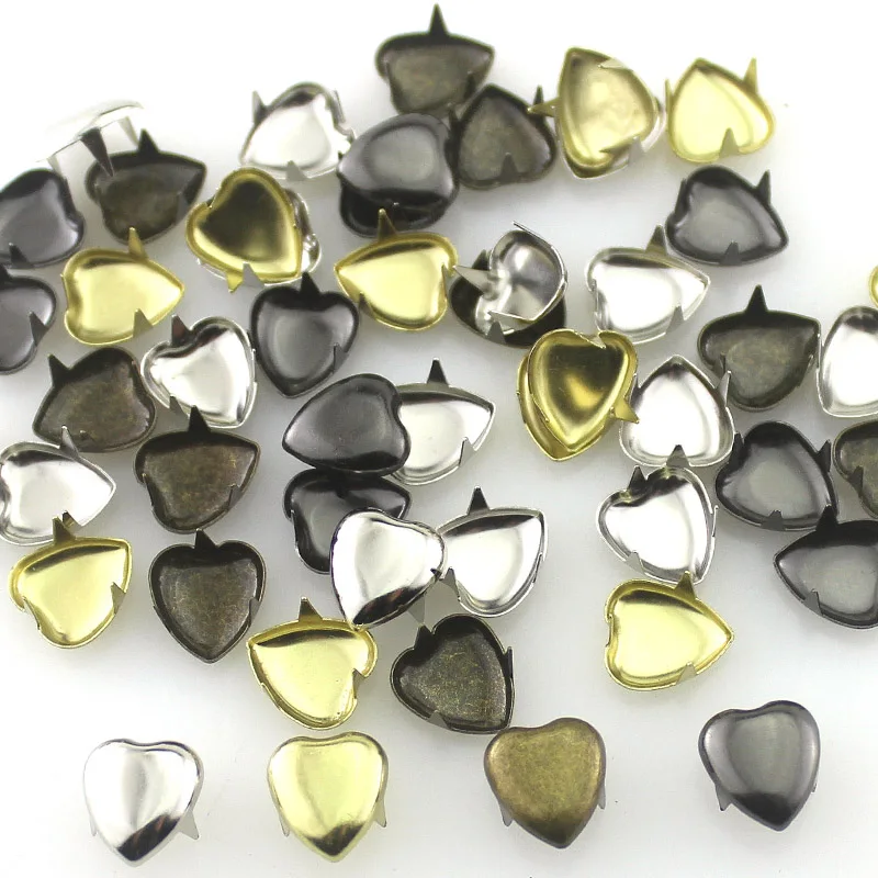 100Pcs Diameter 10mm Heart Shape Studs For Clothing Silver Punk