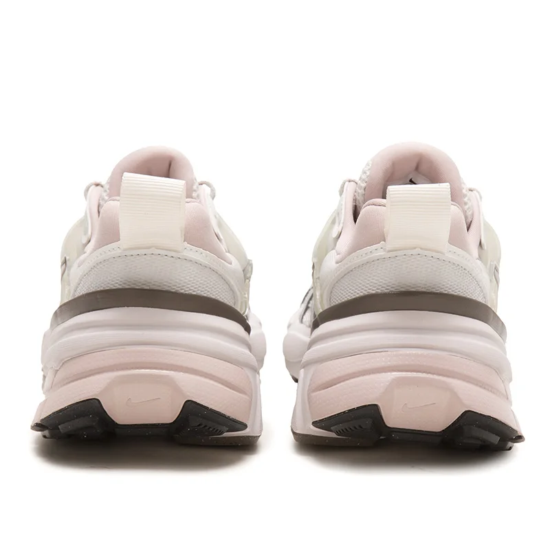 أحذية نايك النسائية V2K Run أحذية رياضية عصرية للأ...