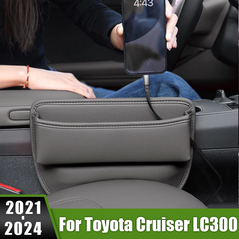 For Toyota Land Cruiser 300 LC300 2021 2022 2023 2024 Car Seat Crevice