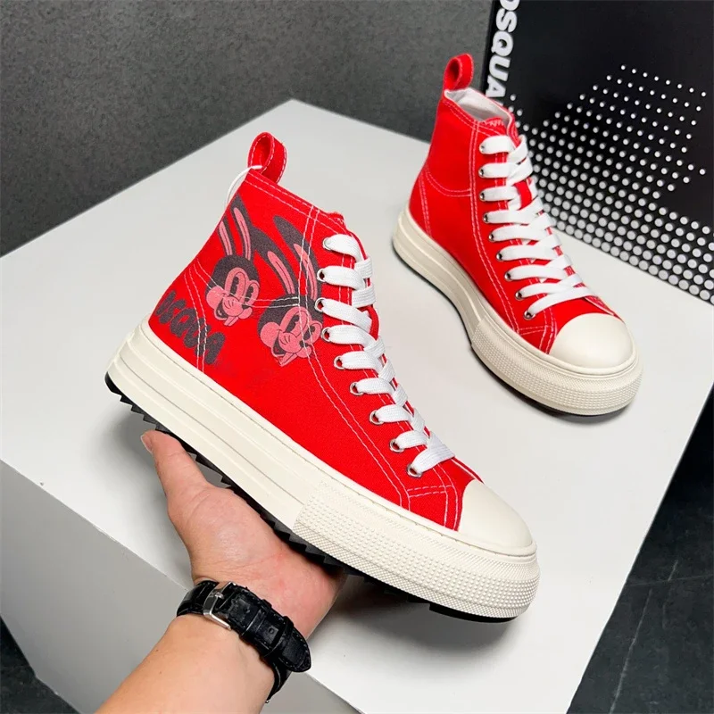 

2024 Fashion Brand ICON Men's Casual Canvas Shoes DSQ2 Printed Sneaker Red Black Athletic Homme Tennis Masculino High Shoes