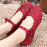 Women Retro High Quality Red Embroidery Ballet Shoes Lady Casual Sweet White Anti Skid Hemp Flat Shoes Zapatos Mujer E6184x 1