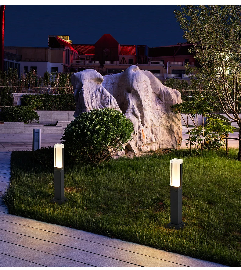 Outdoor Light - LED Lawn Lamp 10