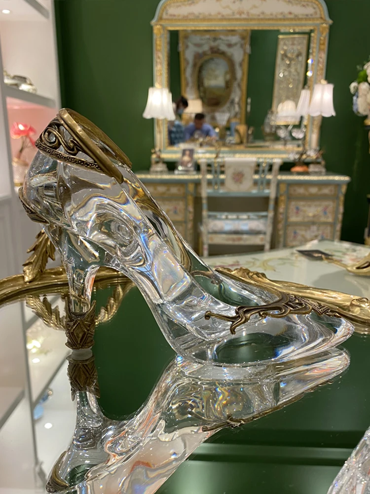 Sculpture Birthday Gift Home Decor High-Heeled Statue Wedding Miniatures Abstract Ornament Nordic Decoration