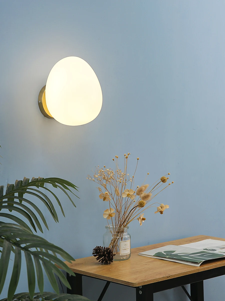 EGG SHAPE SCONCE - LODAMER