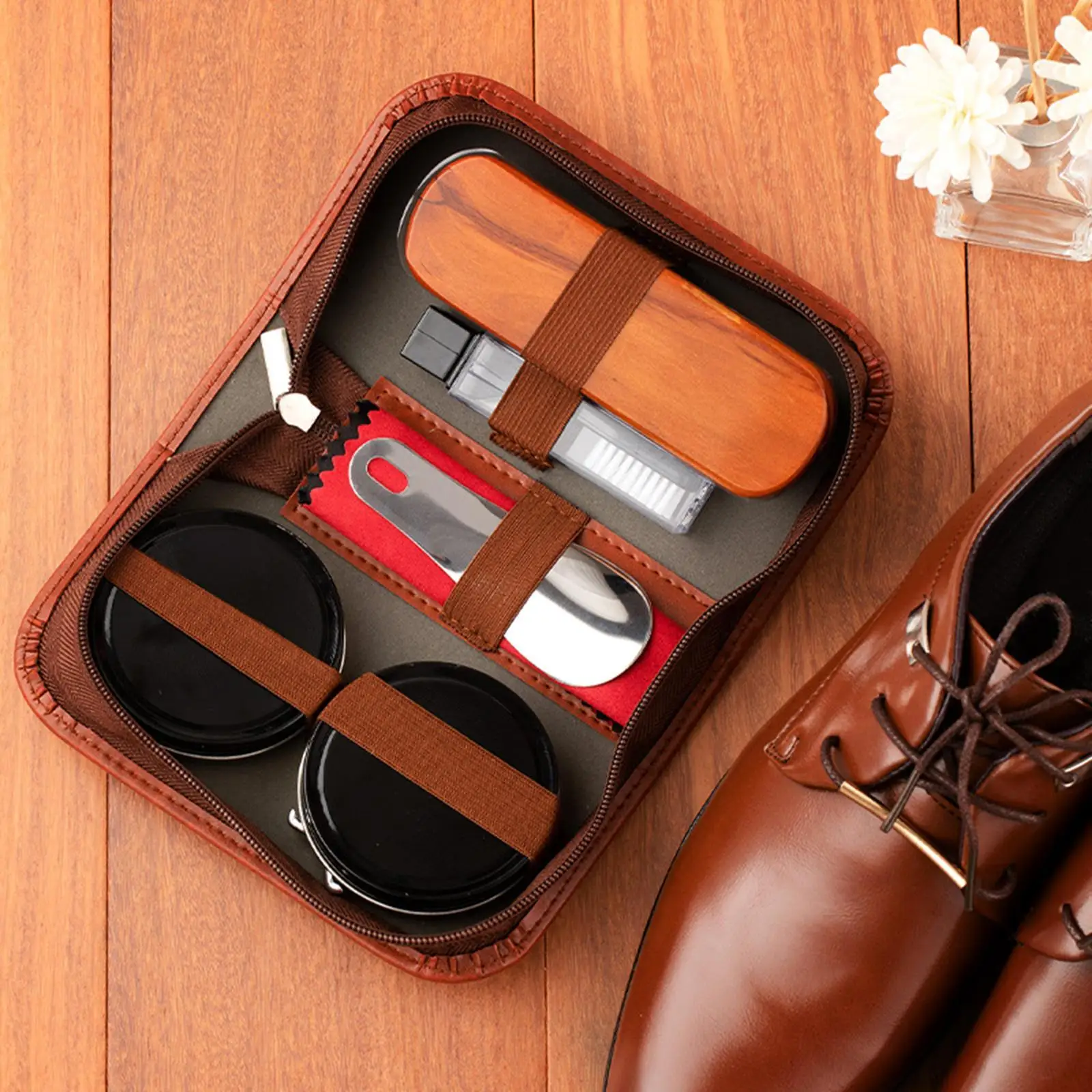Shoe Polish Kit Polishing Cloths Practical with Bag Leather Shoe Shine Kit Shoe Polish Kit Polishing Cloths Practical with Bag Leather Shoe Shine Kit