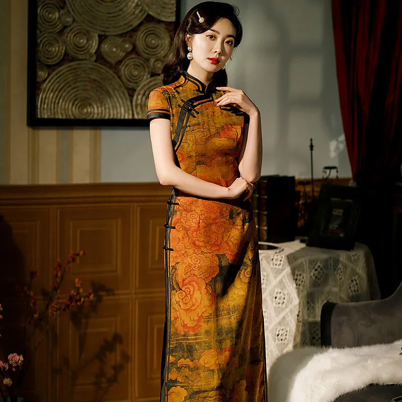 

2023 Spring New Women's Retro Republican Style Cheongsam Women's Daily Improved Stand Collar Tang Suit Catwalk Dress