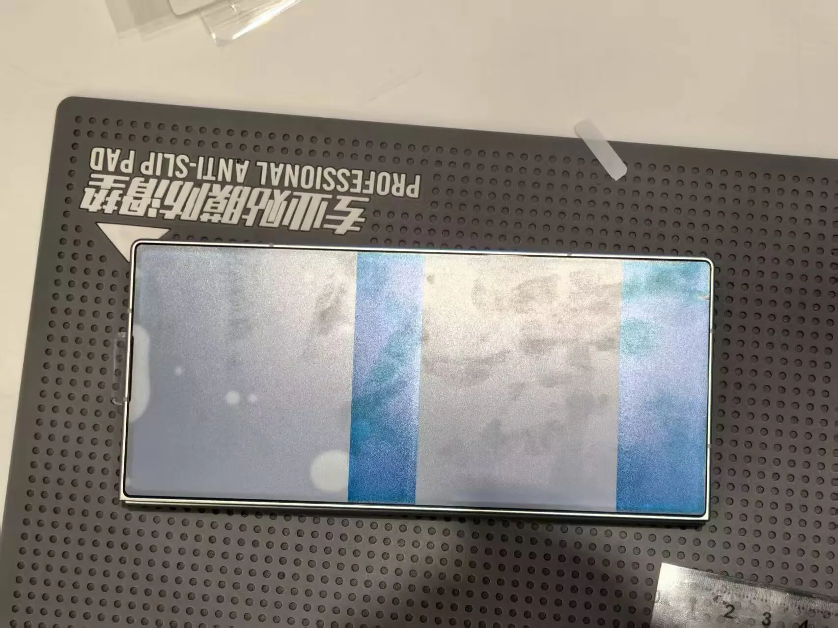 2Pcs Enhancing Anti-Reflective Screen Protector Film
