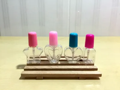 

50/100pcs 6ml Mini Cute Clear Empty Nail Polished Bottle With Colourful Cap Brush Plastic Nail Bottle For Children
