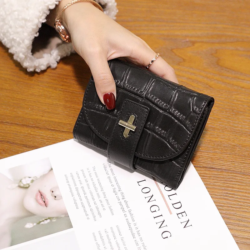 

Fashion Luxury Genuine Cowhide Short Wallet for Women Crocodile Real Leather Small Purse Buckle Card Holder Money Clip 8Z