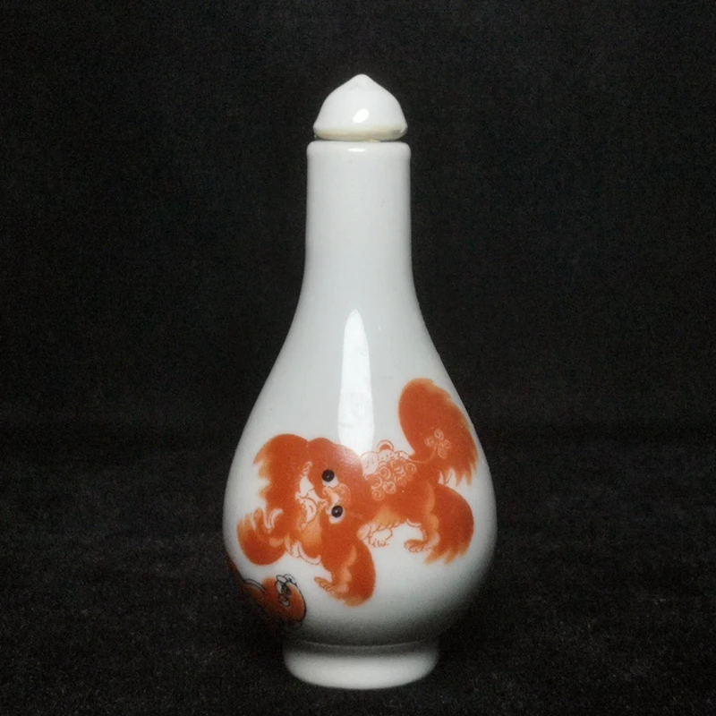 

Chinese Porcelain Painting Lion Dog Statue Snuff Bottle Old Decorated Gift Collection Size 9 CM