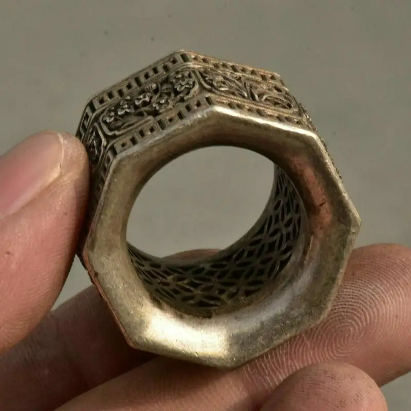 3.5Cm Old Chinese Miao Silver Dynasty Flower Hollowed Out Fingerstall Ring