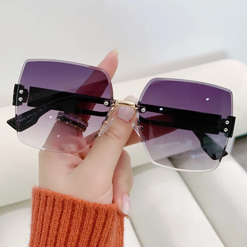 

Солнечные очки Oulylan без оправы для женщин, роскошные брендовые дизайнерские женские солнечные очки с зеркальным покрытием, с синими и розовыми линзами, UV400