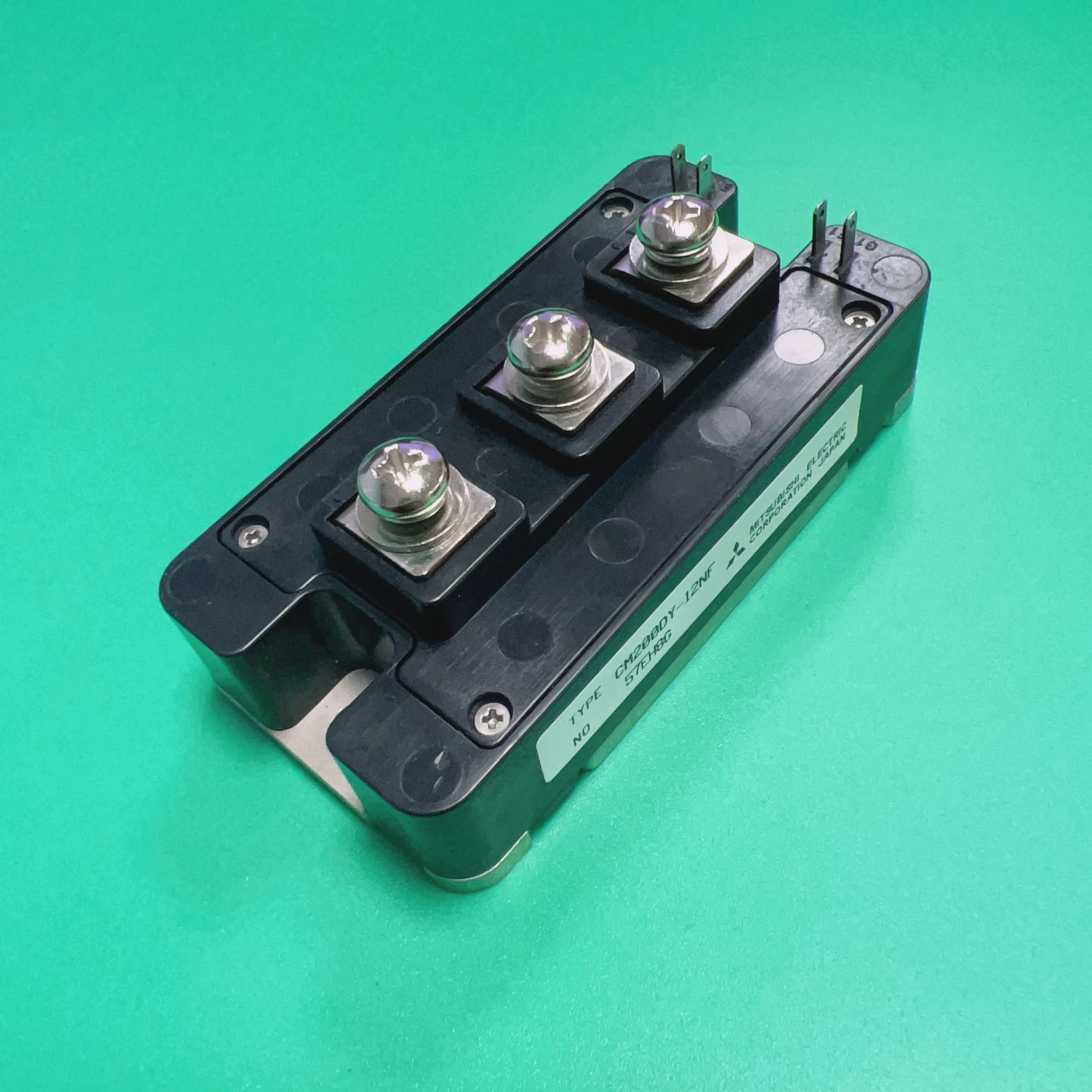 

CM200DY-12NF модуль CM200 DY-12NF IGBT MOD двойной 600V 200A NF SER CM200DY12NF