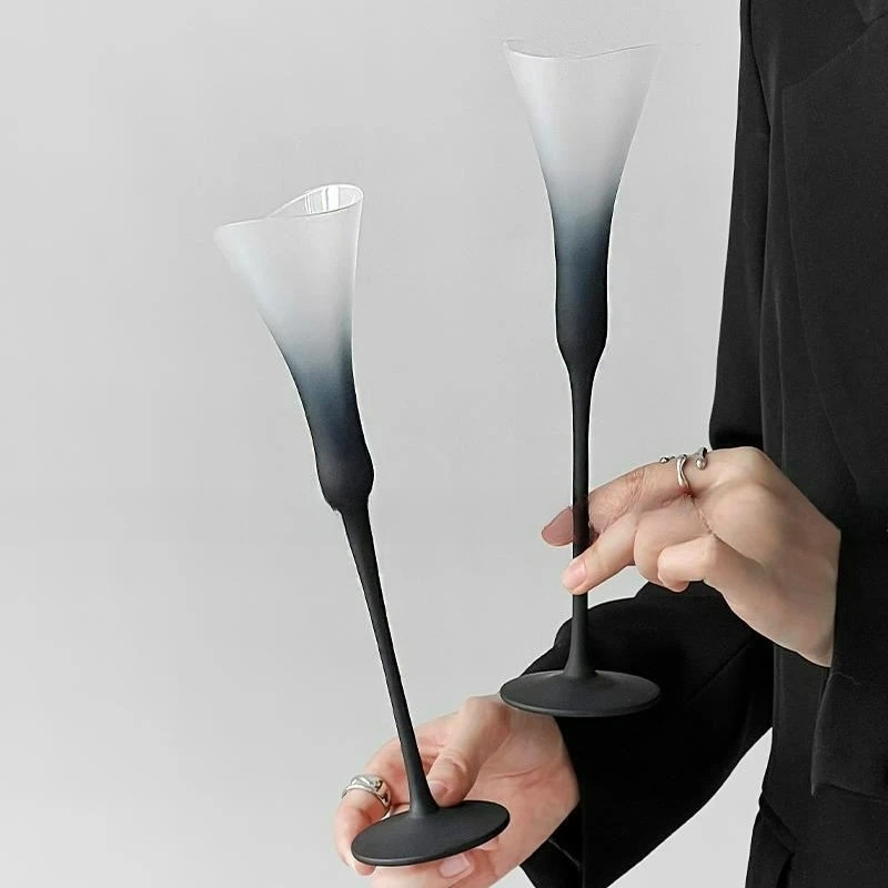 Ins Style Vintage Stem Glass Frosted Red Wine Champagne Flute for Home Use Sparkling Drinkware Crystal Like Bar Party Set