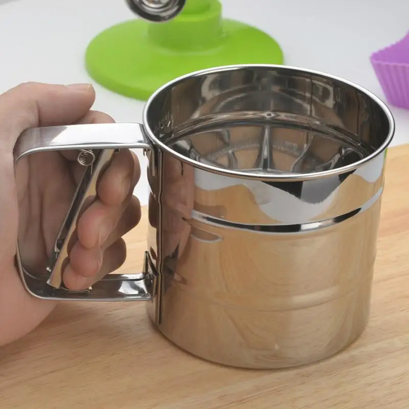 

1pc Handheld Flour Durable Stainless Steel Hand Pressed Flour Sifter Mesh Sieve Cup Icing Sugar Bake Tool Kitchen Supplier