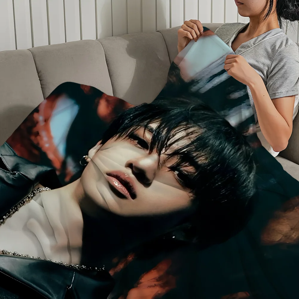 Four idol seasons warm soft B-Bang C-Chans plush blanket suitable for sofa living room office bedroom travel K-KPOP gift Flannel 6