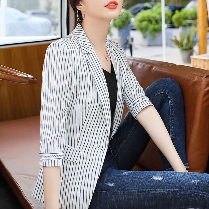 2023 New Spring and Autumn Fashion Elegant and Elegant Commuting Simple Stripe Slim Fit Medium Sleeve Women's Small Suit Coat