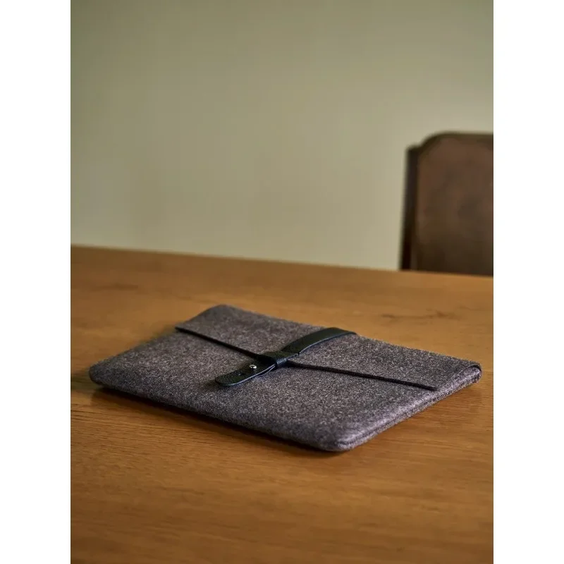 

Компьютерная сумка подходит для Pro9 8x13 дюймов Laptop5 13,5 Go12.4 защитный чехол Book15studio14-дюймовый кабель для зарядки и передачи данных багги