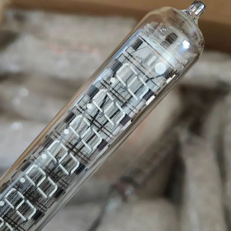 IV18 Glow 7-segment 8-digit Fluorescent Digital Tube VFD With Rich Sense Of Technology 2