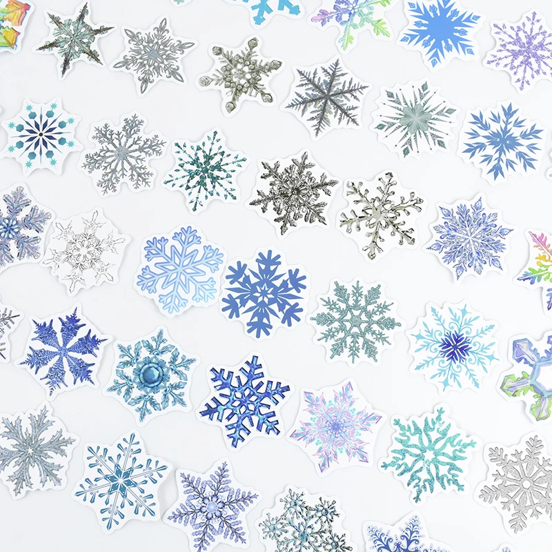 50pcs Merry Christmas Snowflake Self Adhesive Stickers Winter Wall Decals For Kids Rooms Christmas Window Decor New Year Navidad