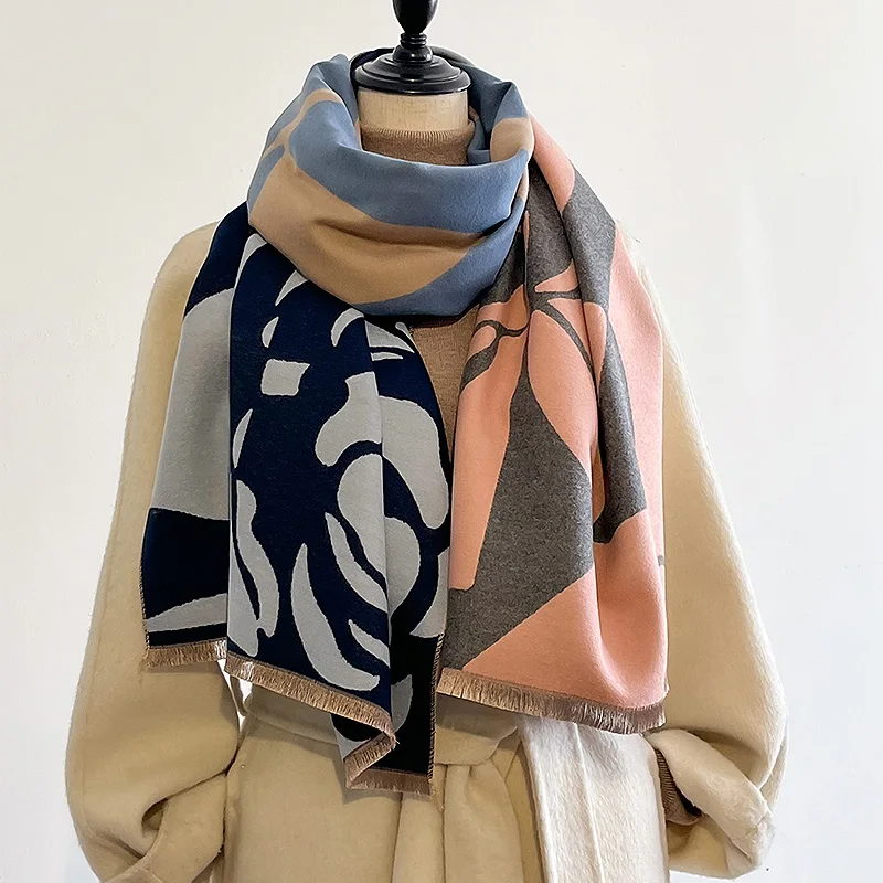 Latest Autumn Winter Luxury Camellia Design Scarf Imitation Cashmere Soft Warm Fringe Pashmina Shawl Bufanda Echarpe Poncho 2024